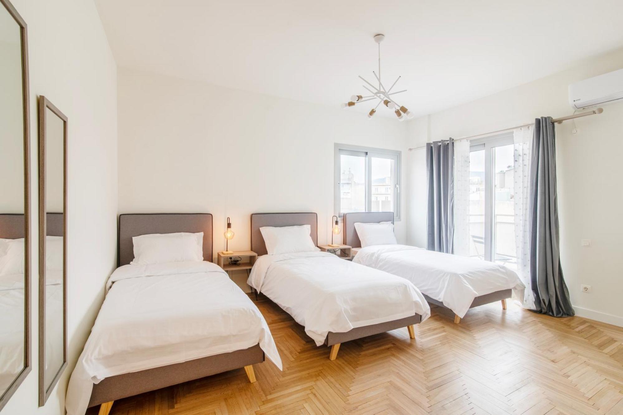 Luxury View Of Acropolis Apartment เอเธนส์ ภายนอก รูปภาพ